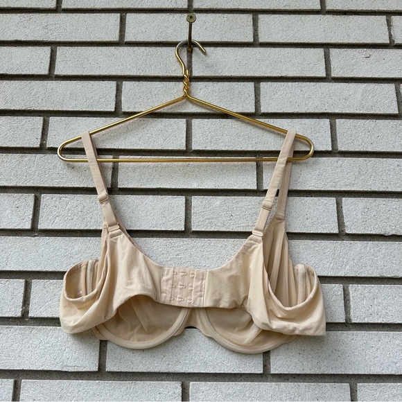 Skims Fits Everybody Naked Underwire Demi Bra Sand 44C Underwire Lingerie - Picture 3 of 6